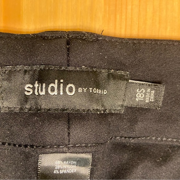 Torrid Trouser Bootcut Ponte Pant; 18W Short - Picture 5 of 6